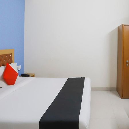 Diamond Imperial Hotell Noida Eksteriør bilde