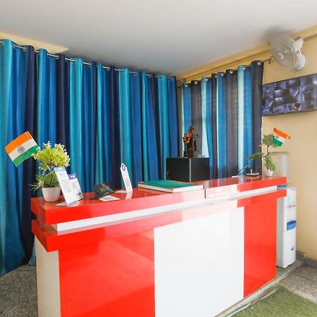 Diamond Imperial Hotell Noida Eksteriør bilde
