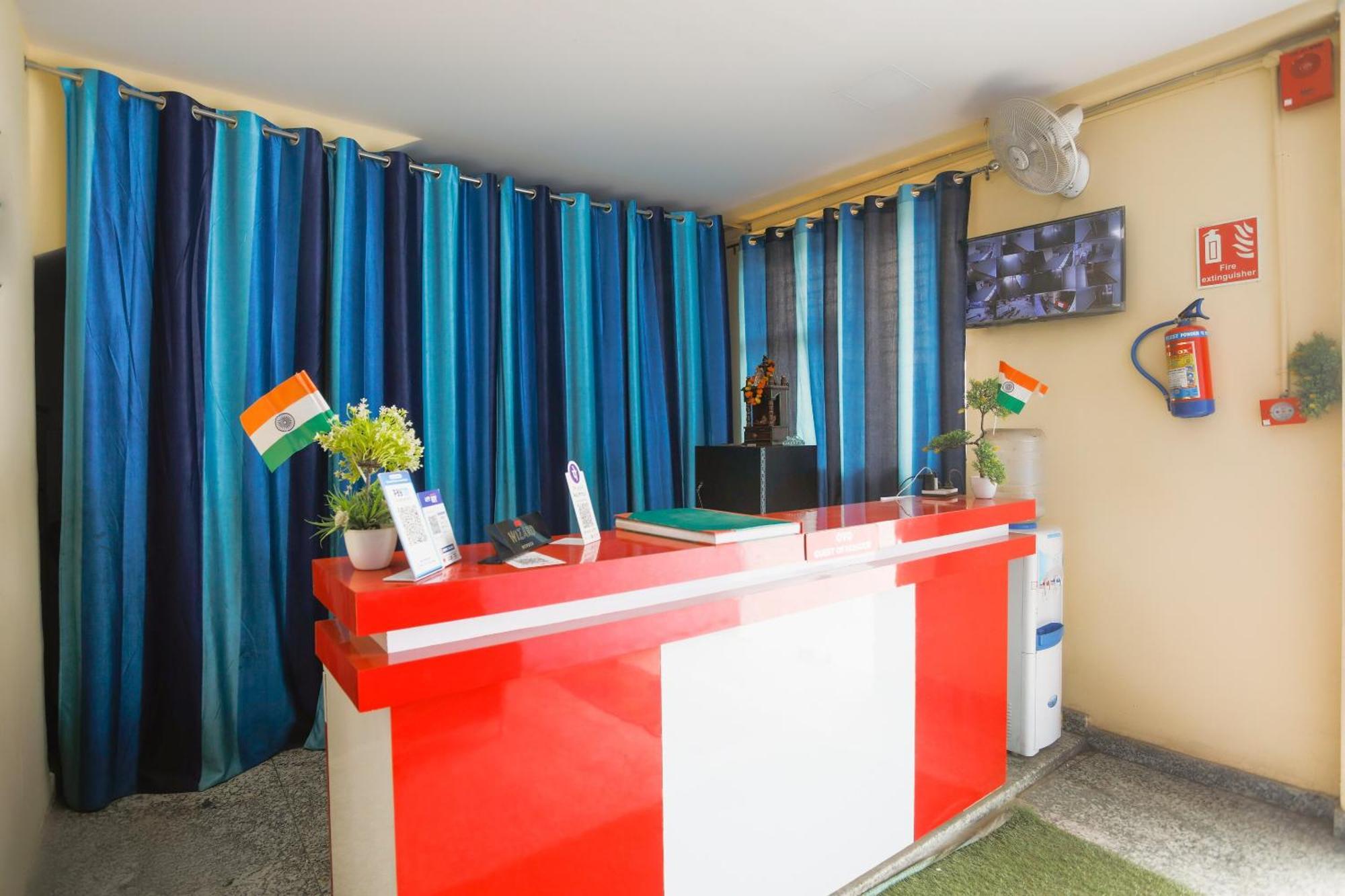 Diamond Imperial Hotell Noida Eksteriør bilde